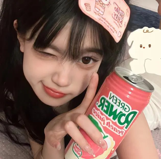 左撇子女孩